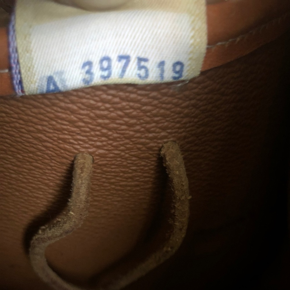 Dooney & Bourke Vintage Pale Lavender Satchel - Picture 10 of 13